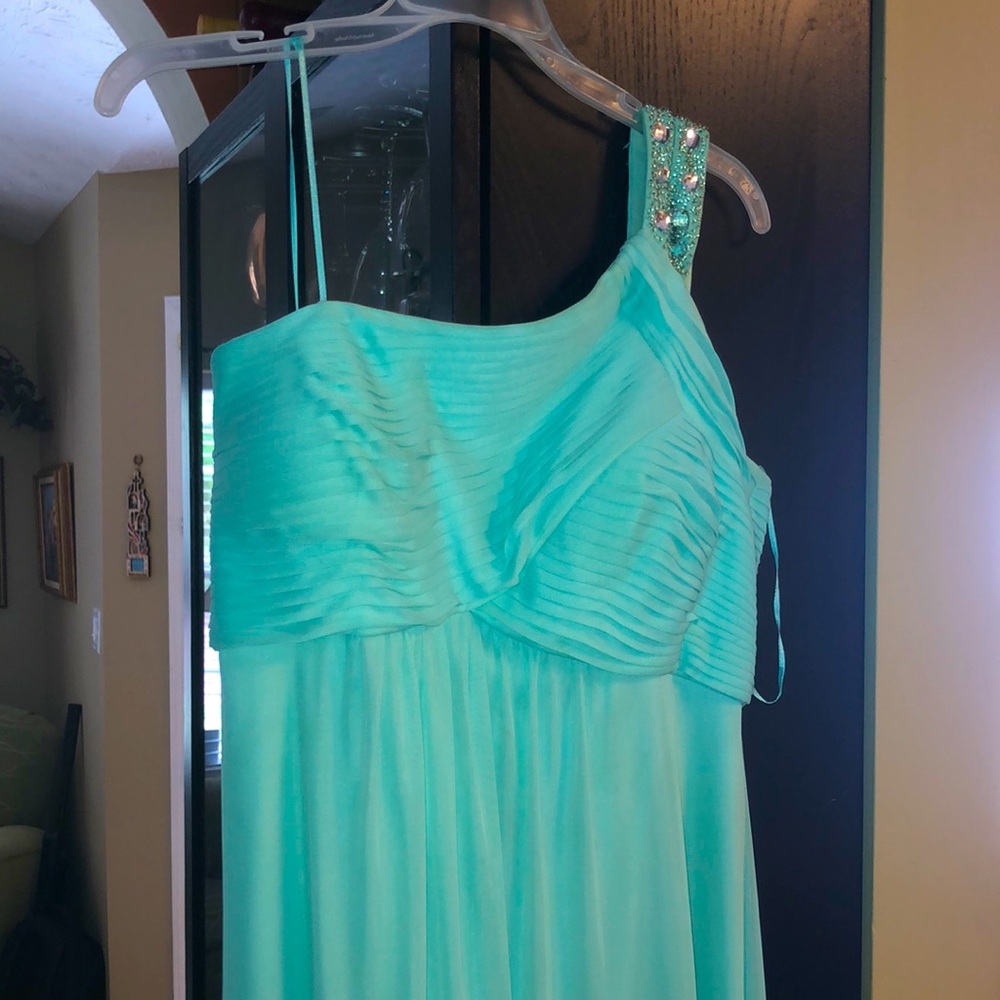 Teal prom dress; jewels; one shoulder